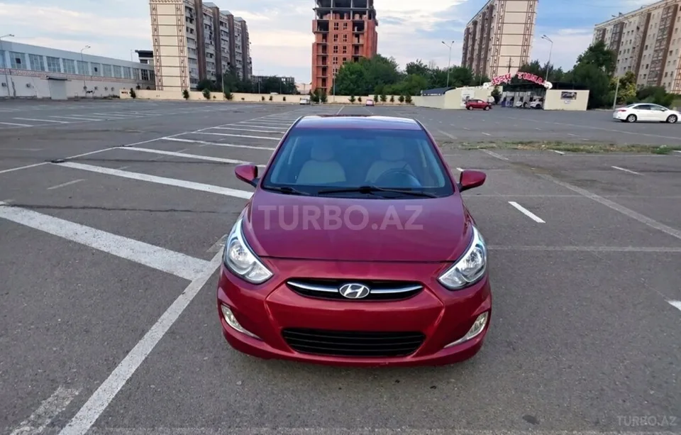 Hyundai Accent — foto 4/4