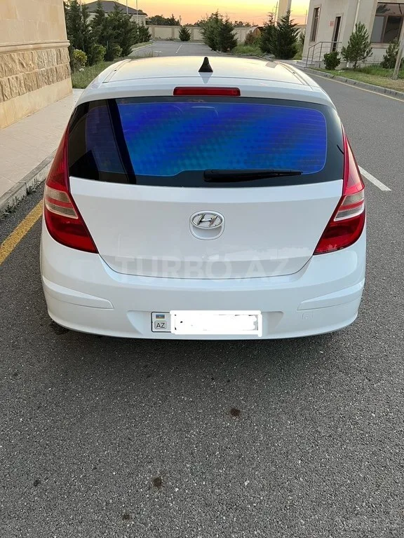 Hyundai i30 — фото 2/4