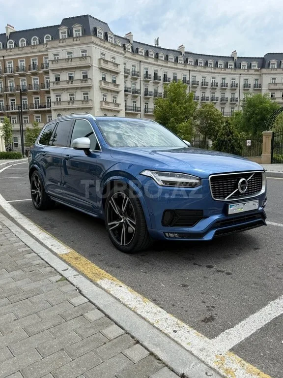 Volvo XC90 — foto 2/4