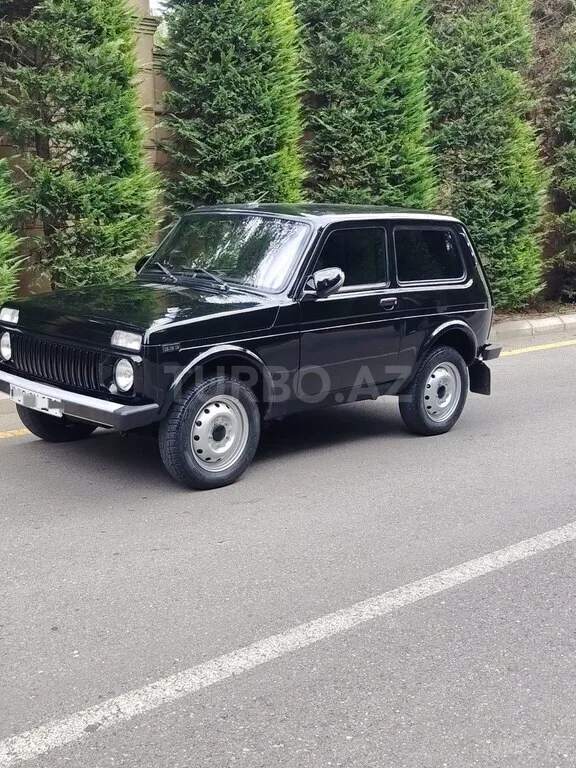 LADA (VAZ) Niva — foto 1/4