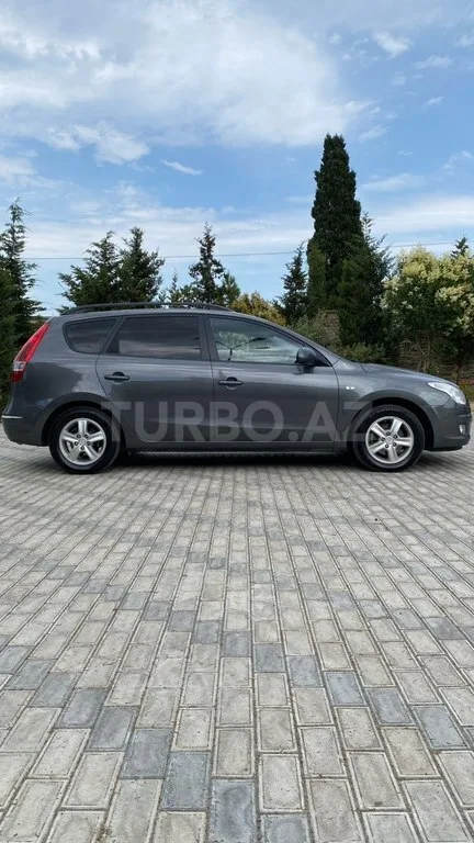 Hyundai i30 — foto 3/4