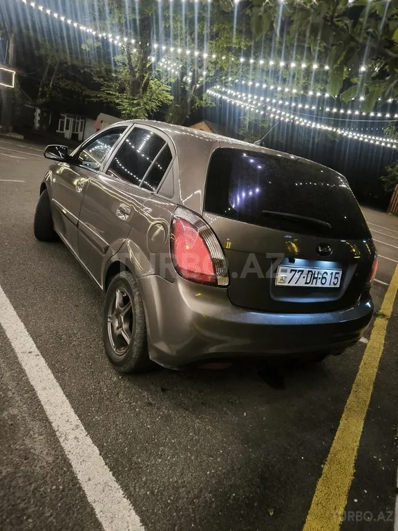 Kia Rio — foto 2/4