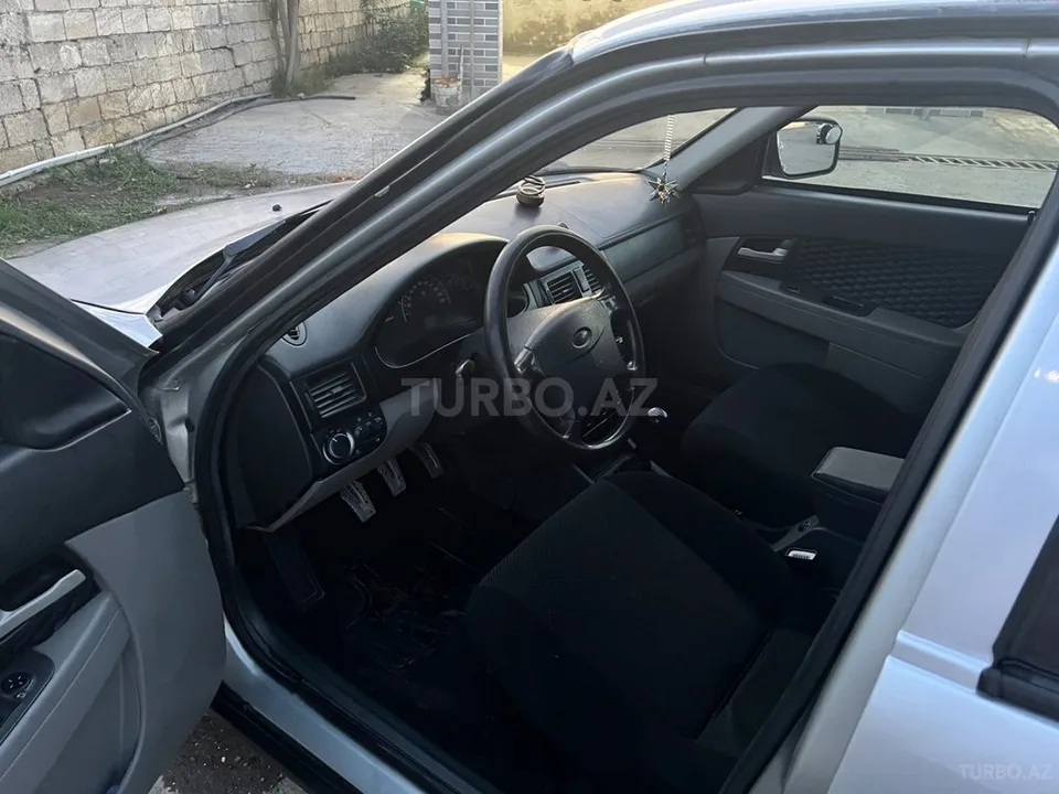 LADA (VAZ) Priora — foto 3/4