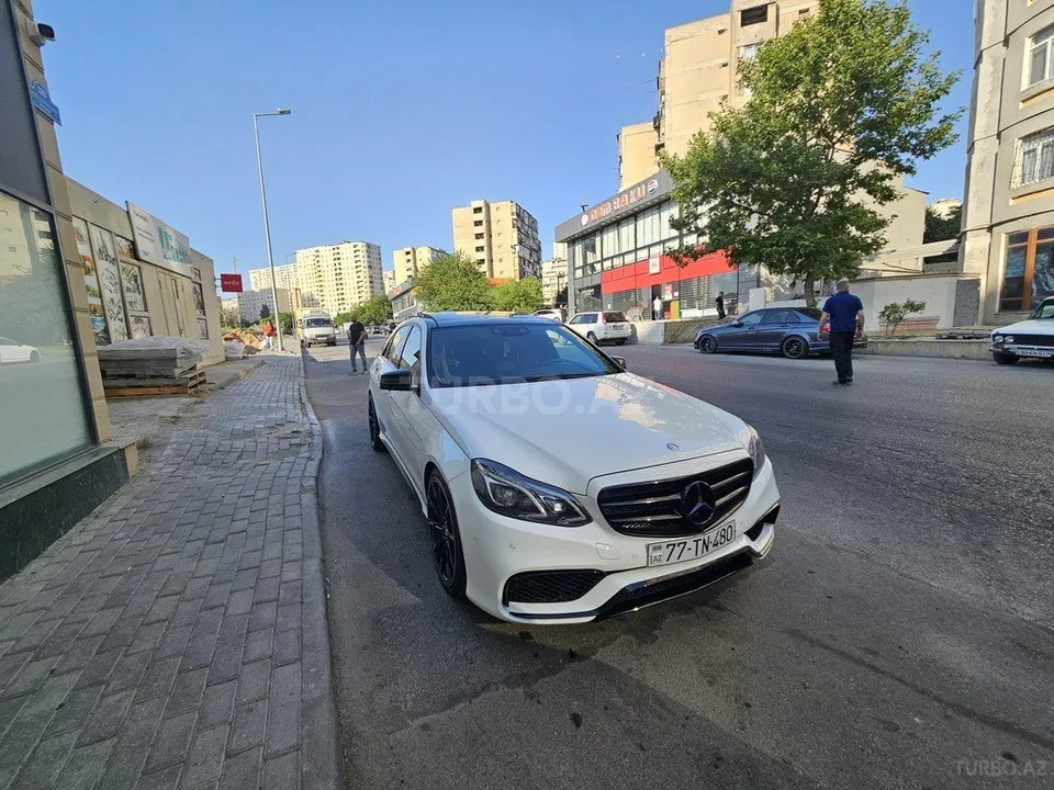Mercedes E 250 — foto 2/4