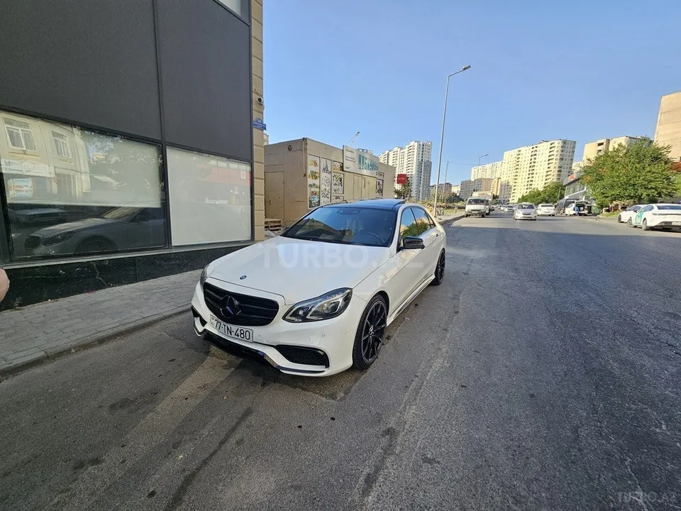 Mercedes E 250 — foto 3/4