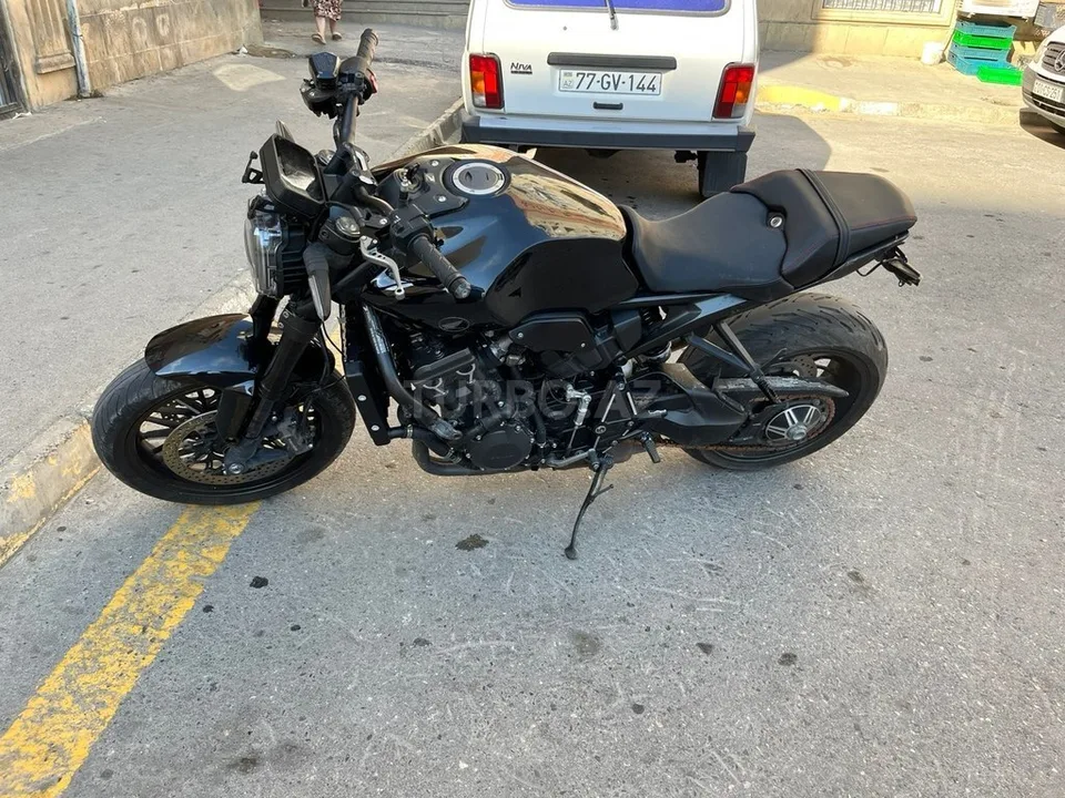 Honda CBR 1000 — foto 4/4