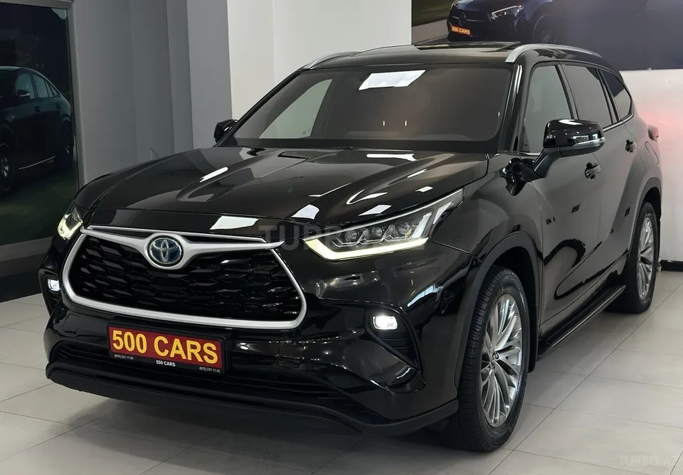 Toyota Highlander — foto 1/4