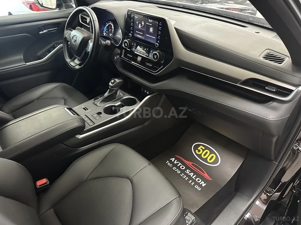 Toyota Highlander — foto 4/4