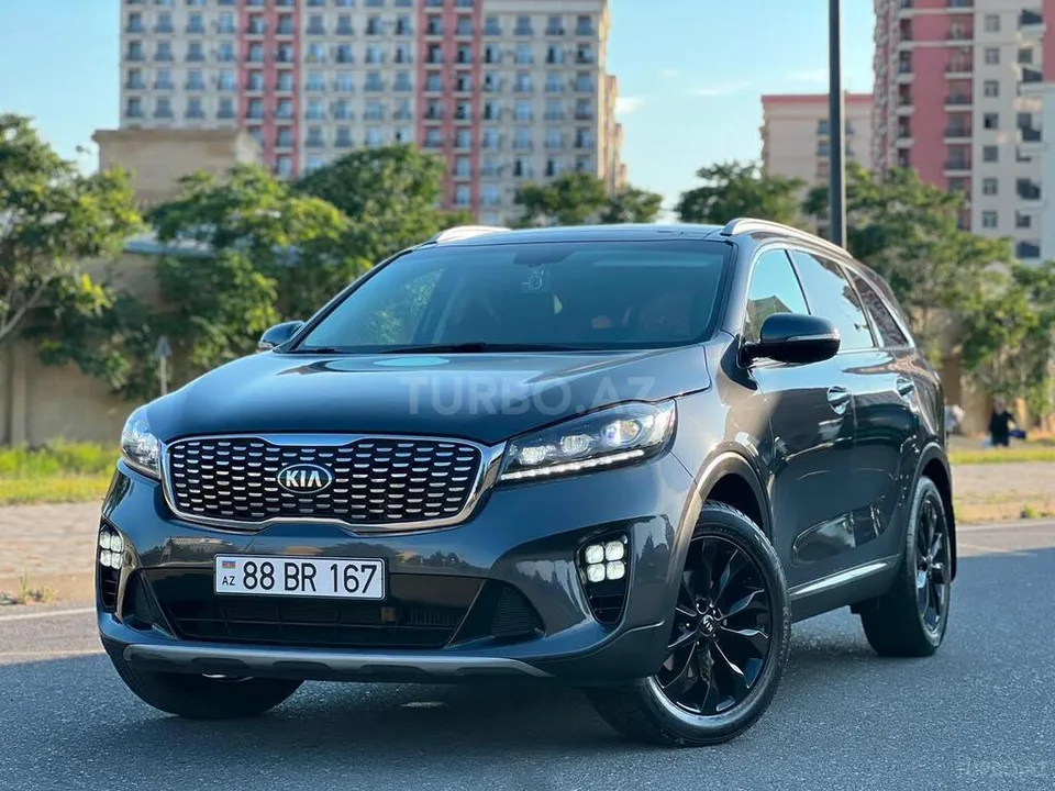 Kia Sorento — foto 1/4