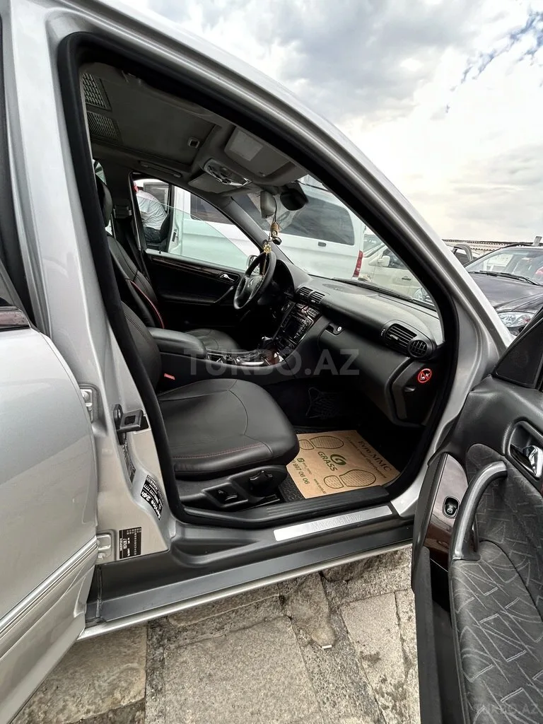 Mercedes C 240 — foto 3/4