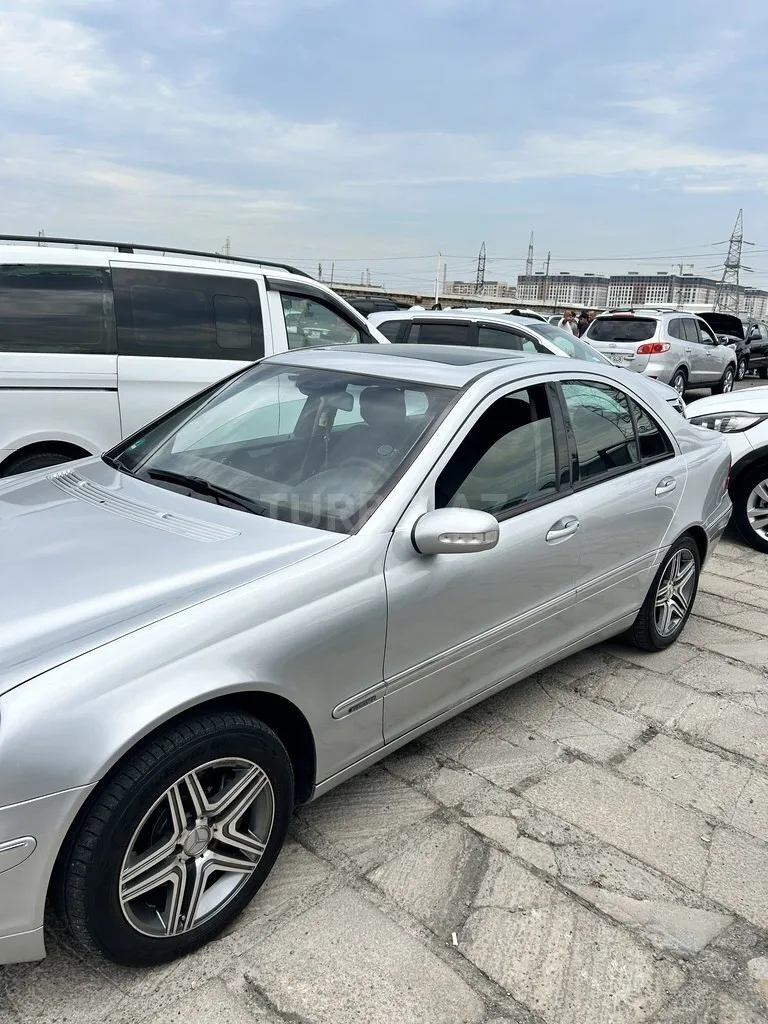 Mercedes C 240 — foto 4/4