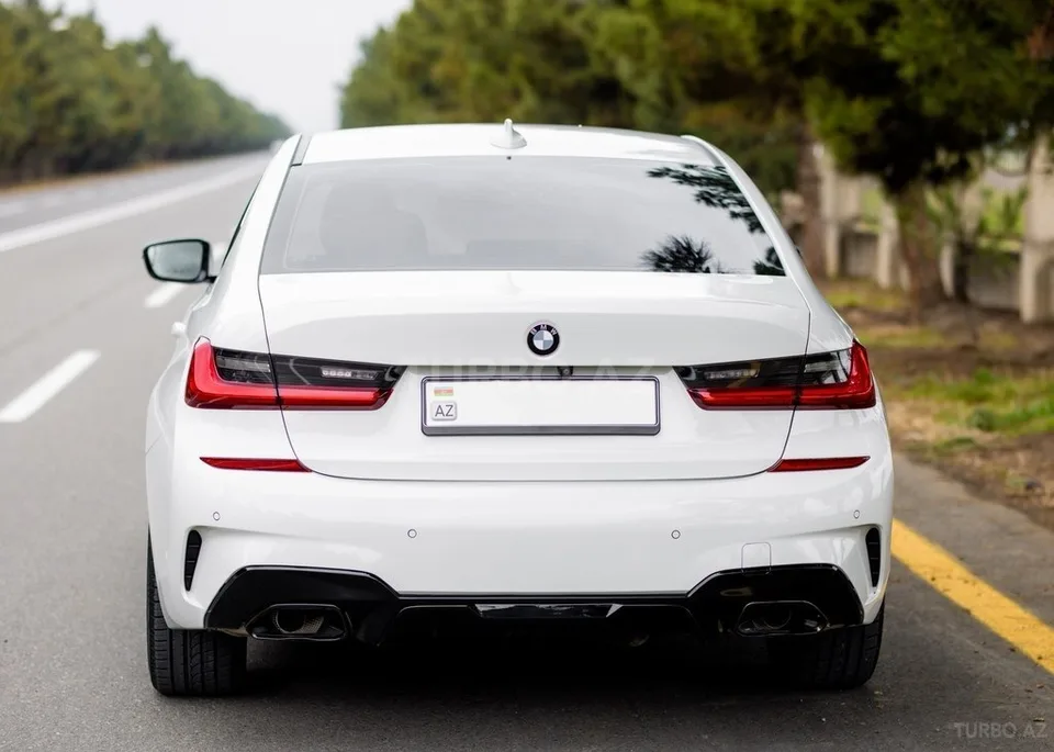 BMW 320d — foto 3/4