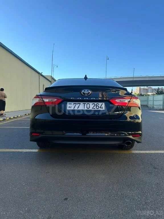 Toyota Camry — фото 4/4
