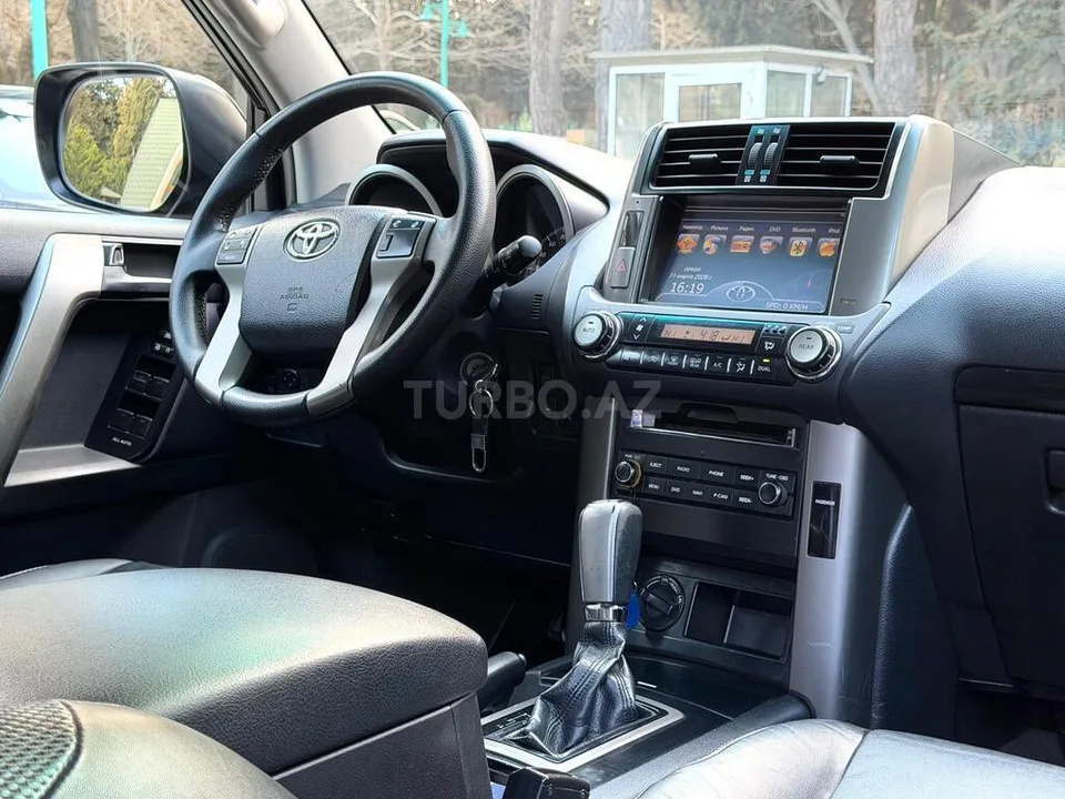 Toyota Land Cruiser Prado — foto 4/4