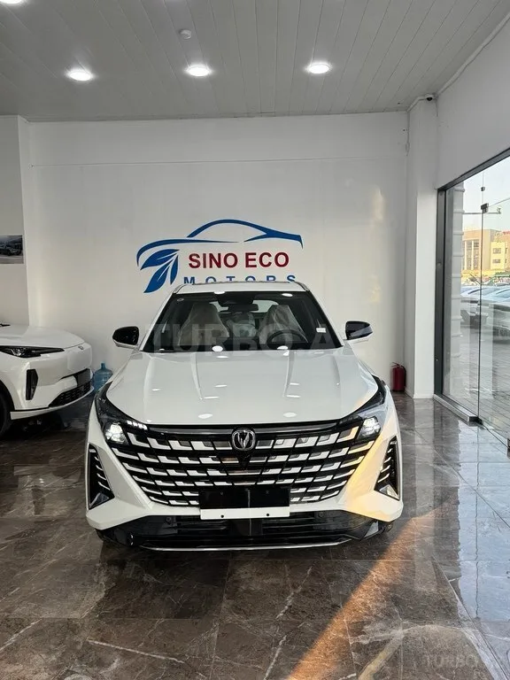 Changan Uni-Z — foto 1/4