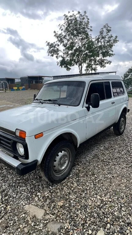 LADA (VAZ) Niva — foto 3/4