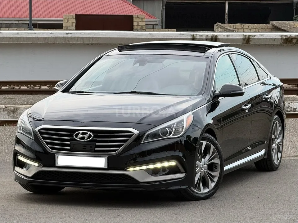 Hyundai Sonata — фото 1/4
