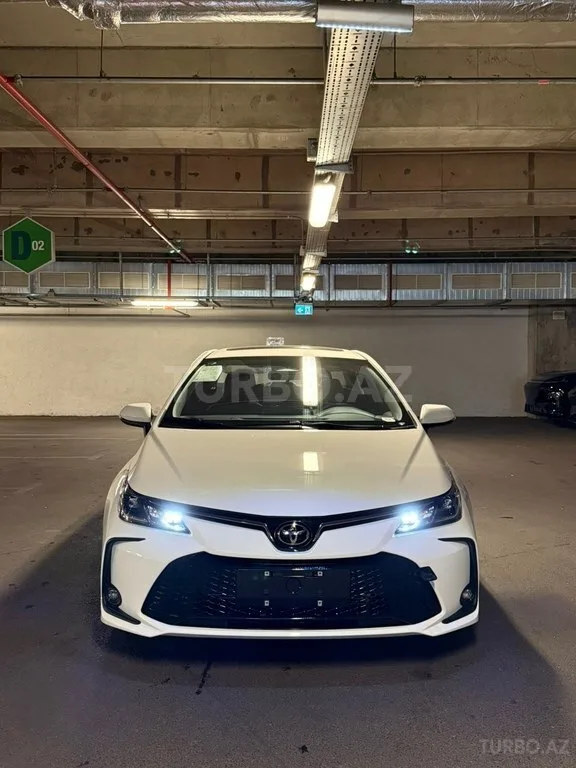 Toyota Corolla — foto 1/4