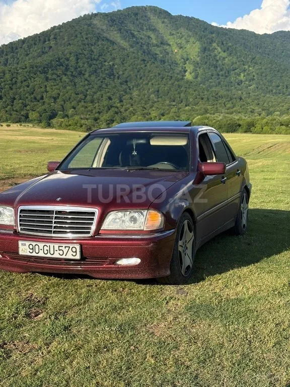 Mercedes C 230 — foto 2/4