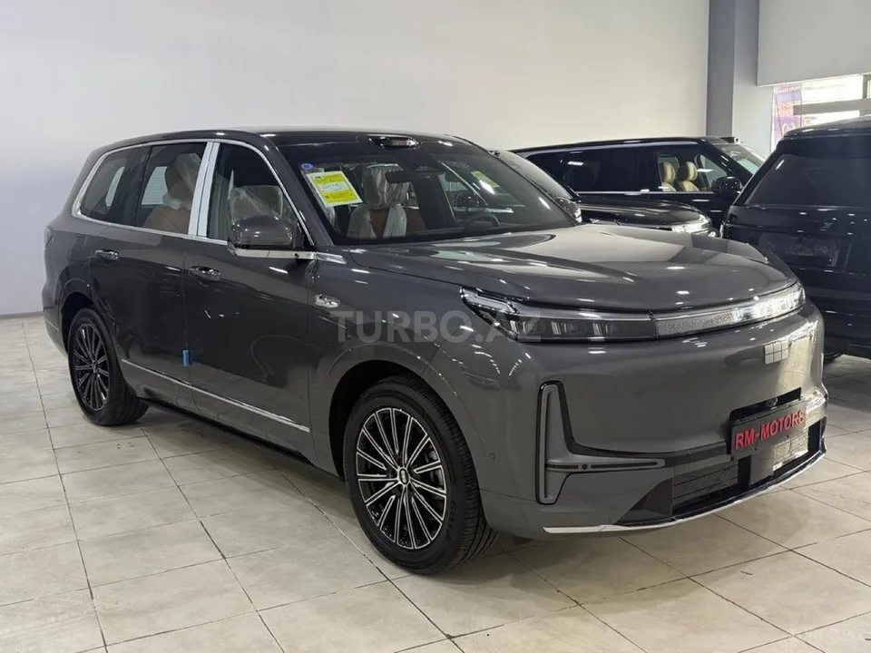 Geely Galaxy M9 — foto 2/4