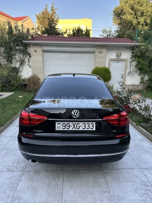 Volkswagen Passat — foto 3/4