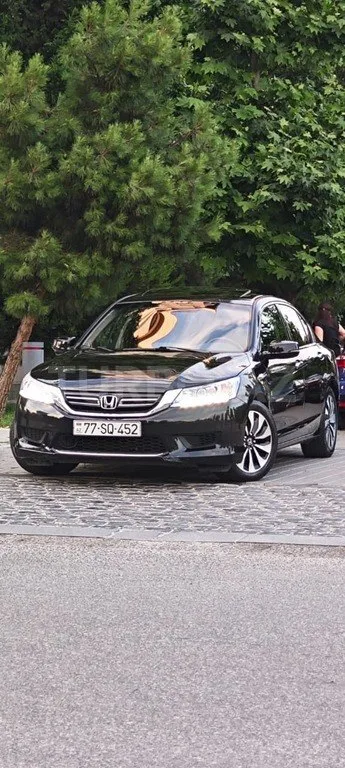 Honda Accord — foto 2/4