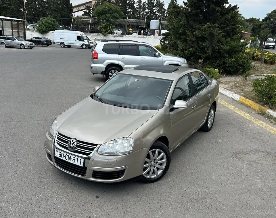 Volkswagen Jetta — foto 2/4