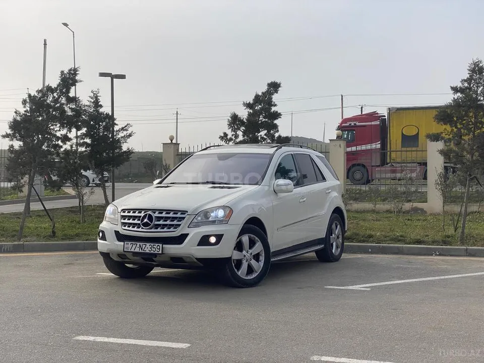 Mercedes ML 350 4MATIC — foto 3/4