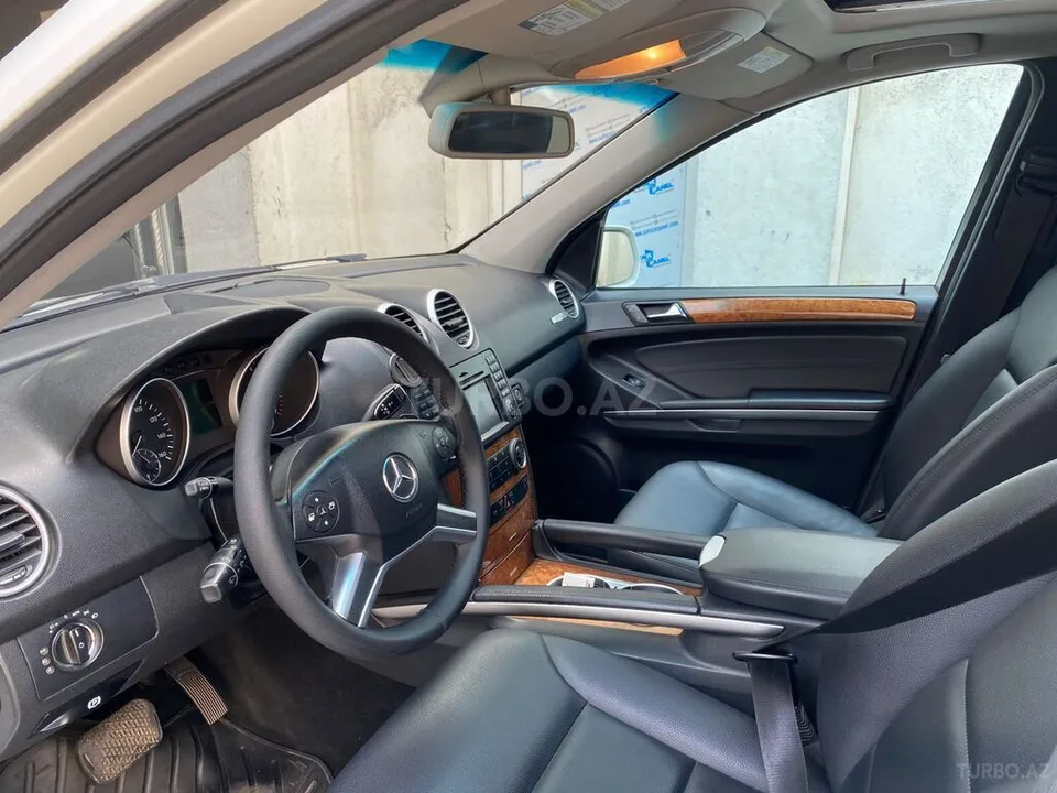 Mercedes ML 350 4MATIC — foto 4/4