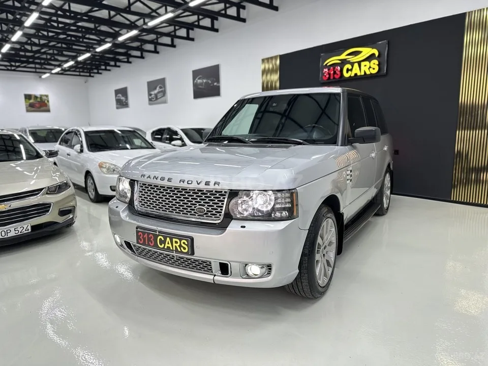 Land Rover Range Rover — foto 2/4