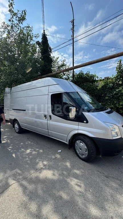 Ford Transit — foto 2/4