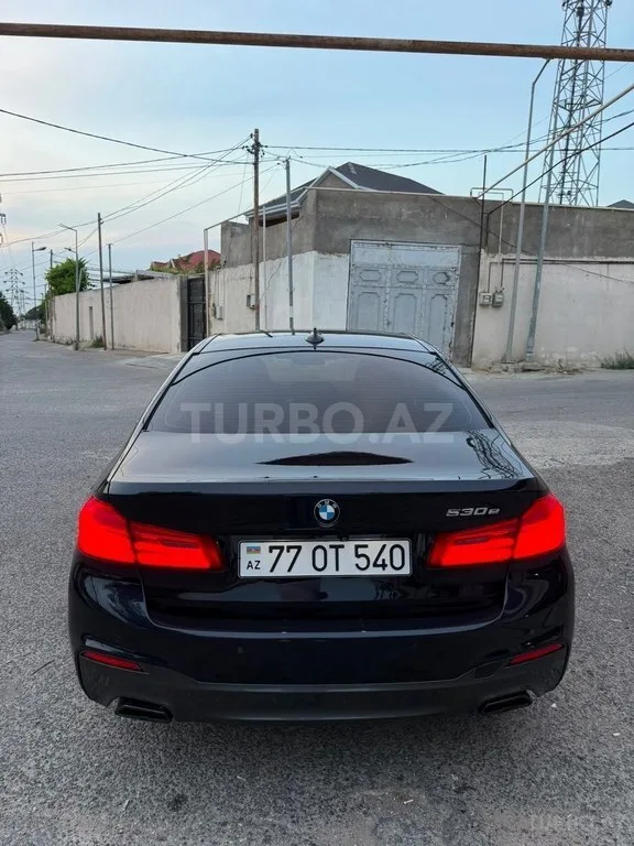 BMW 530e — foto 3/4
