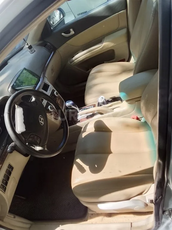 Hyundai Sonata — foto 2/4