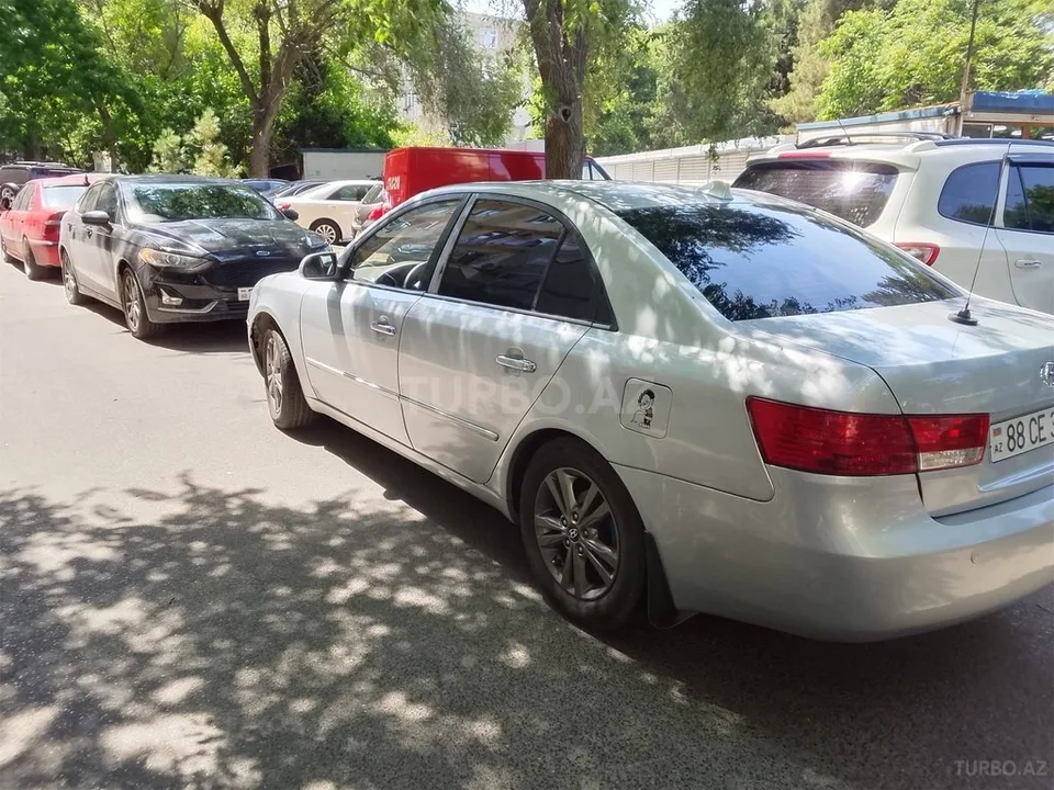Hyundai Sonata — foto 4/4