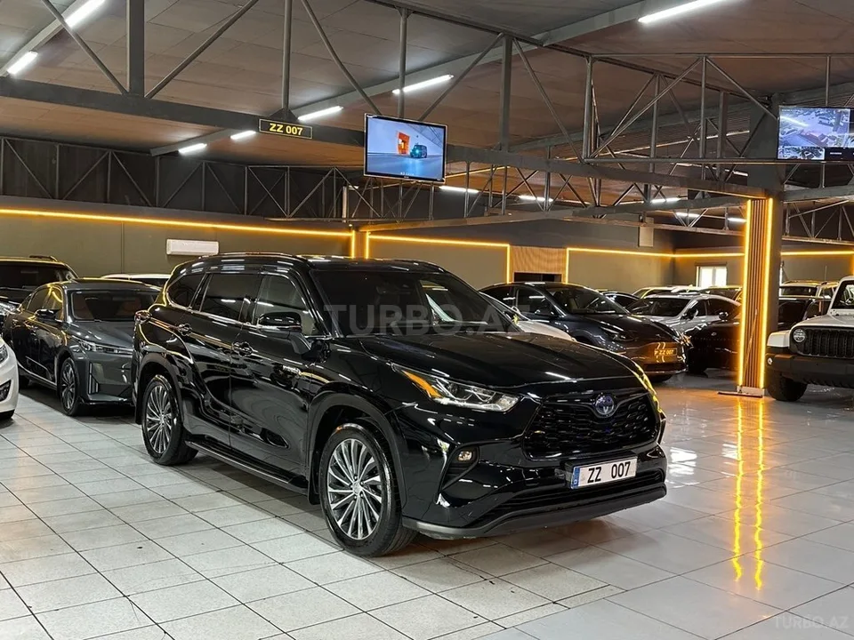 Toyota Highlander — foto 3/4