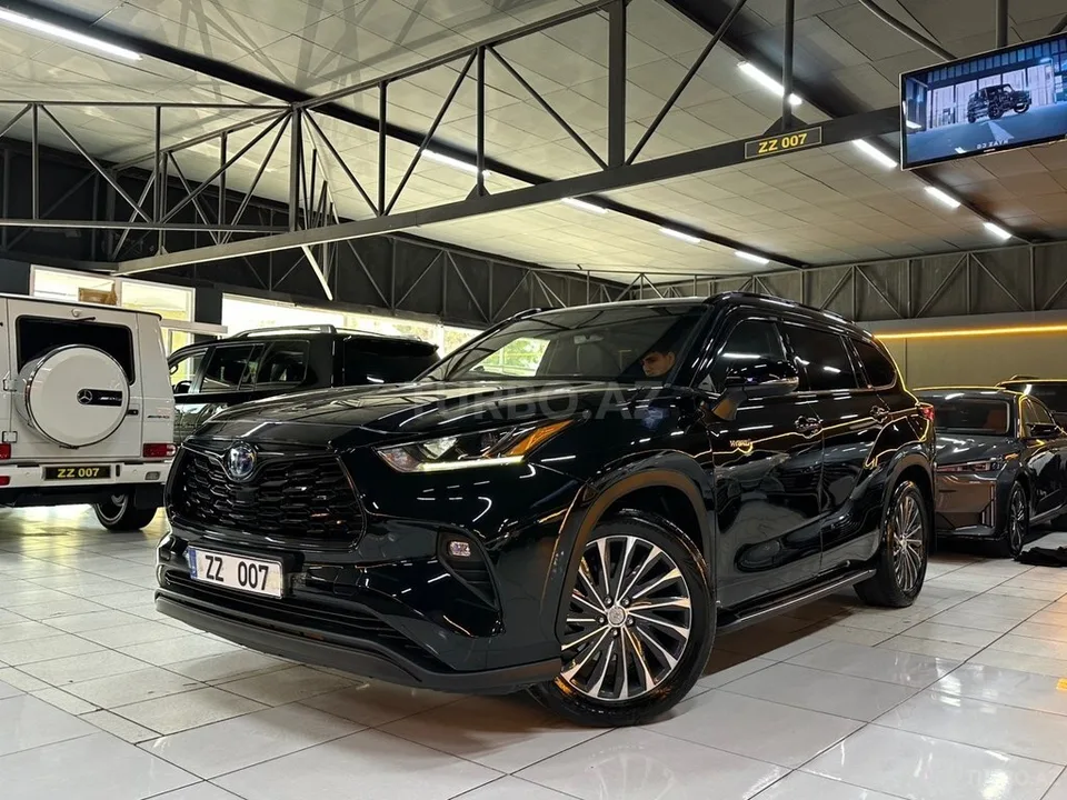 Toyota Highlander — foto 4/4