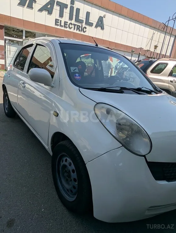 Nissan March — foto 4/4