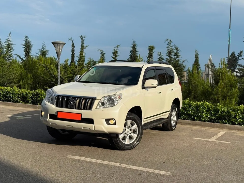 Toyota Land Cruiser Prado — foto 2/4