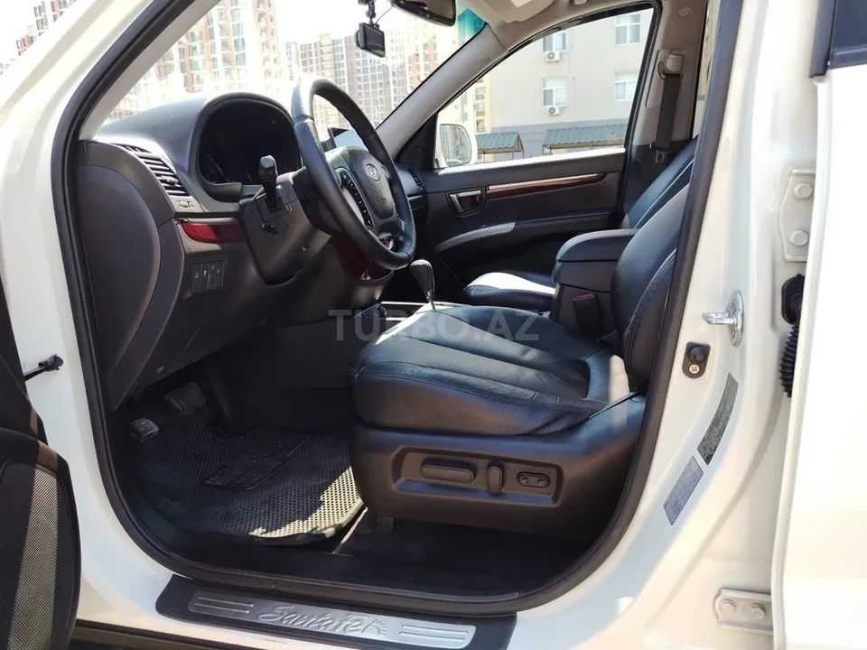 Hyundai Santa Fe — фото 4/4