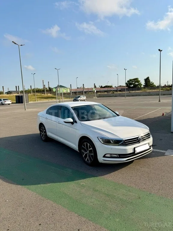 Volkswagen Passat — foto 3/4