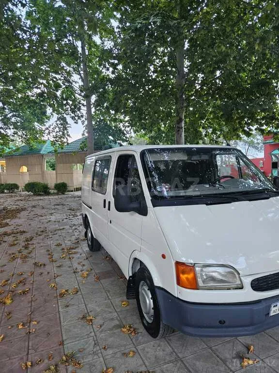 Ford Transit — foto 3/4