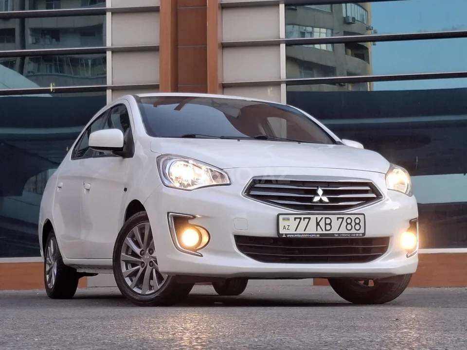 Mitsubishi Attrage — foto 2/4