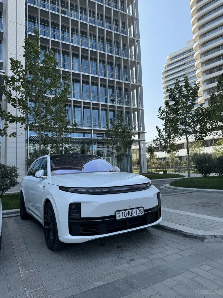 Li Auto L7 — foto 2/4