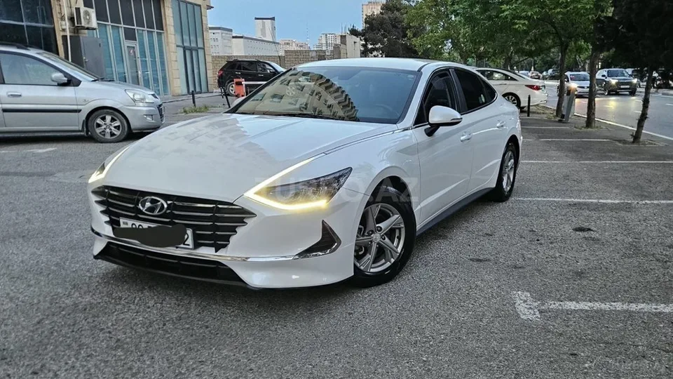 Hyundai Sonata — foto 1/4