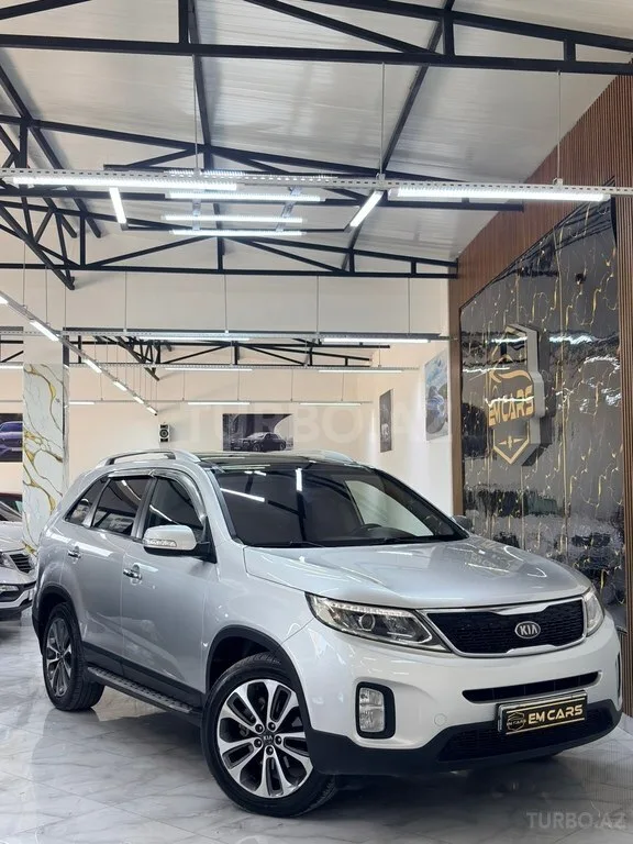 Kia Sorento — foto 2/4