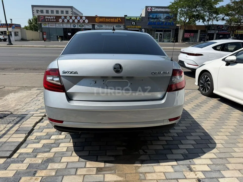 Skoda Octavia — foto 2/4