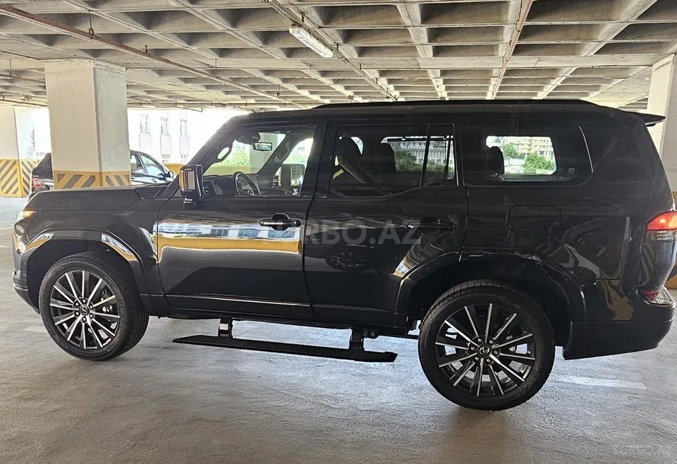 Lexus GX 550 — foto 3/4