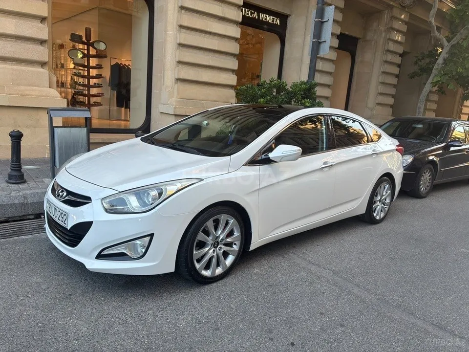 Hyundai i40 — foto 2/4