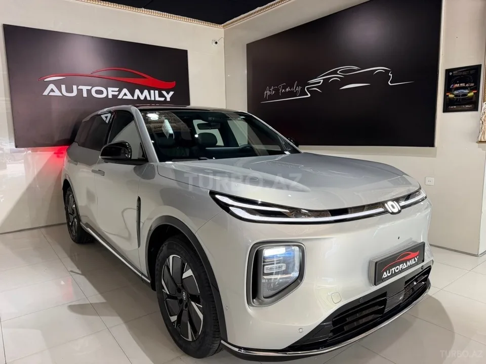 Changan Qiyuan Q07 — foto 3/4
