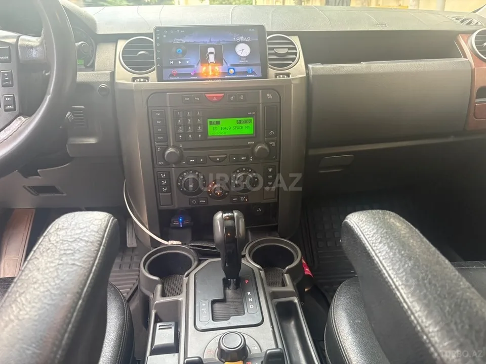 Land Rover Discovery — foto 3/4